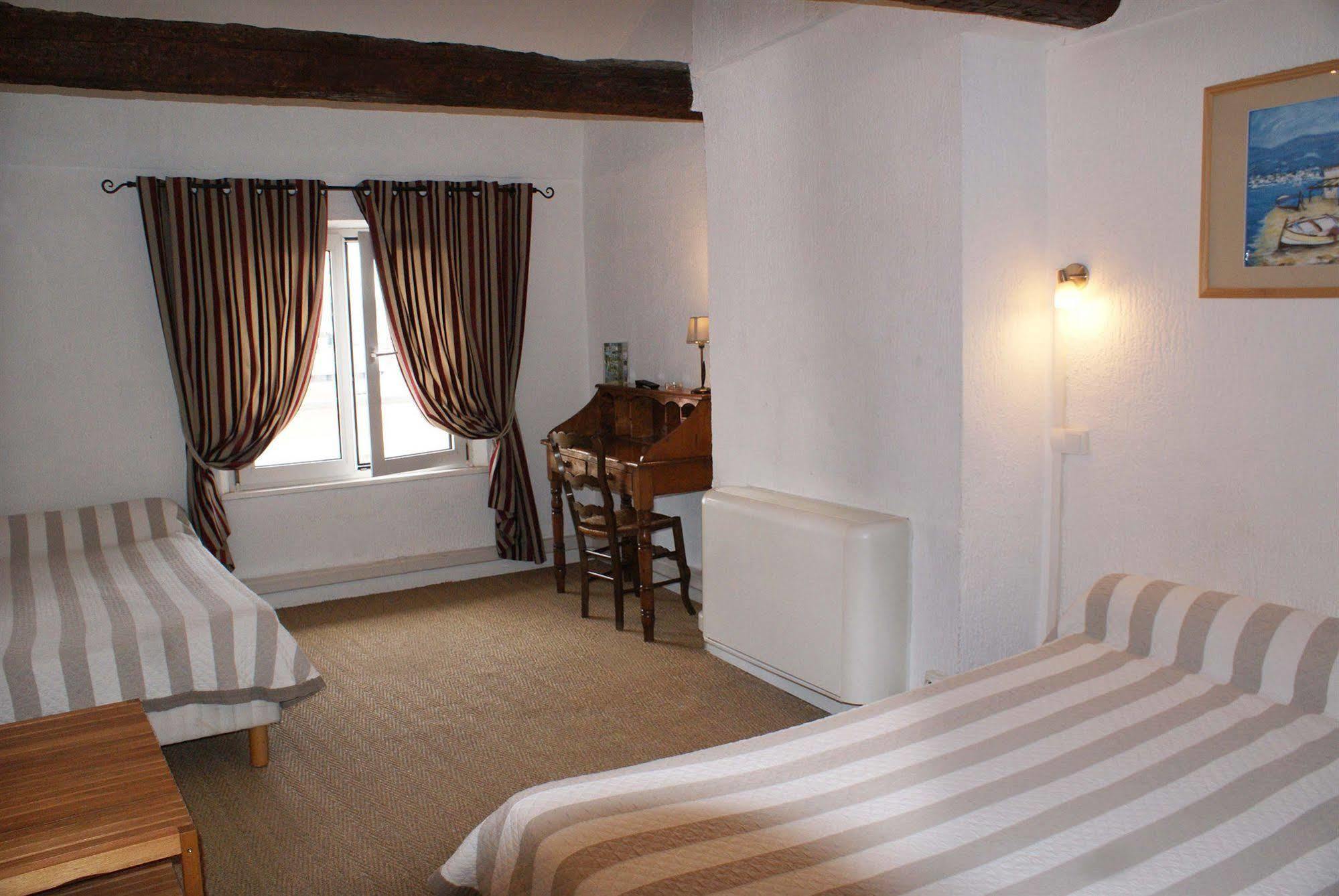 Hotel Jaures Toulon Bagian luar foto