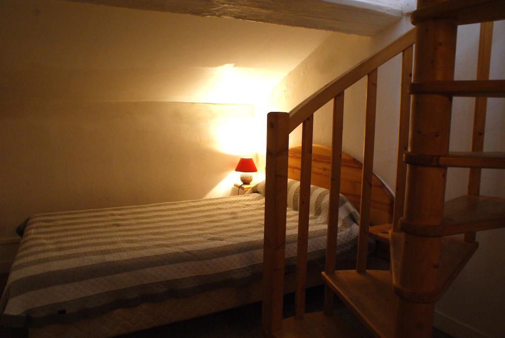Hotel Jaures Toulon Bagian luar foto